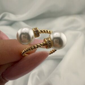 Gold and Pearl Twist Adjustable Ring